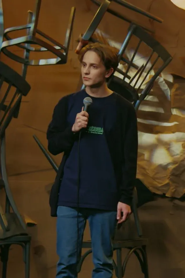 Постер фильма Андрей Айрапетов: Чем богаты