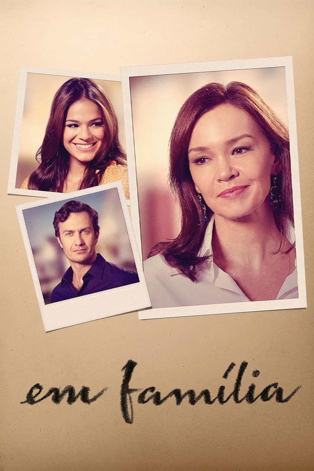 Постер фильма В семье