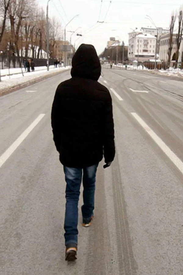 Постер фильма Без статуса. Украина