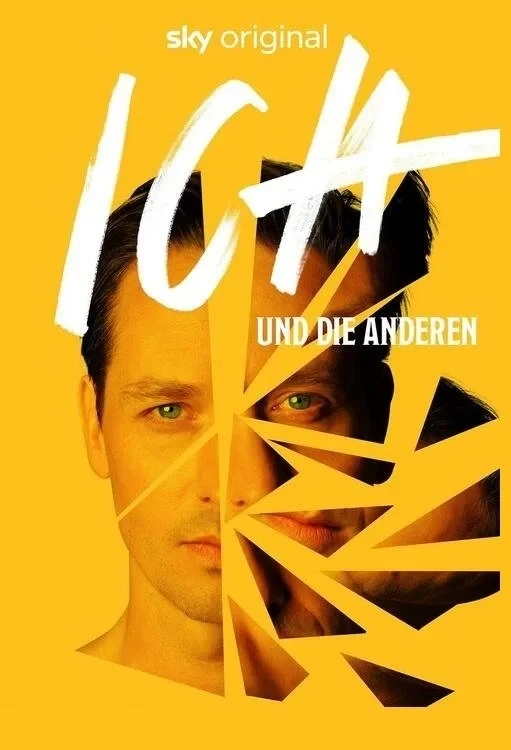 Постер сериалаЯ и все остальные