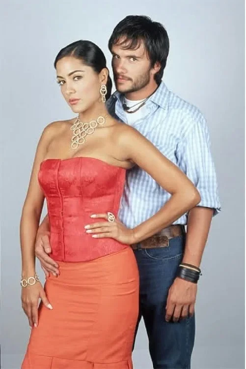 Постер сериалаСтранная Анастасия